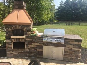 outdoor kitchen with brick oven in Medina Ohio